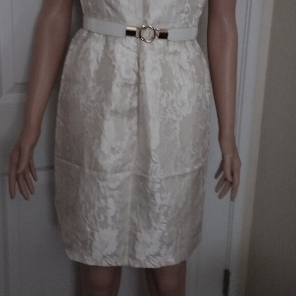 Rachael G. Beige Printed Dress, Size M - Picture 14 of 16